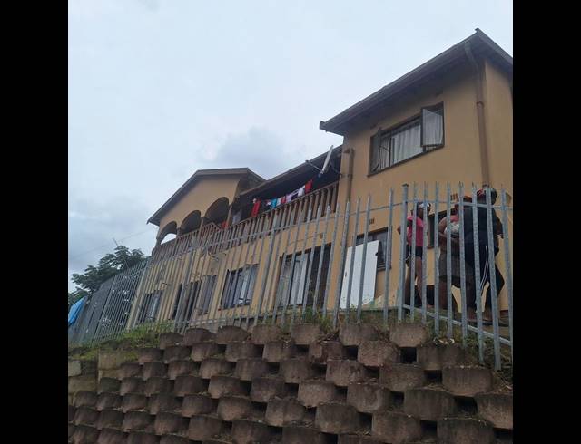 7 BEDROOM HOUSE FOR SALE IN RESERVOIR HILLS